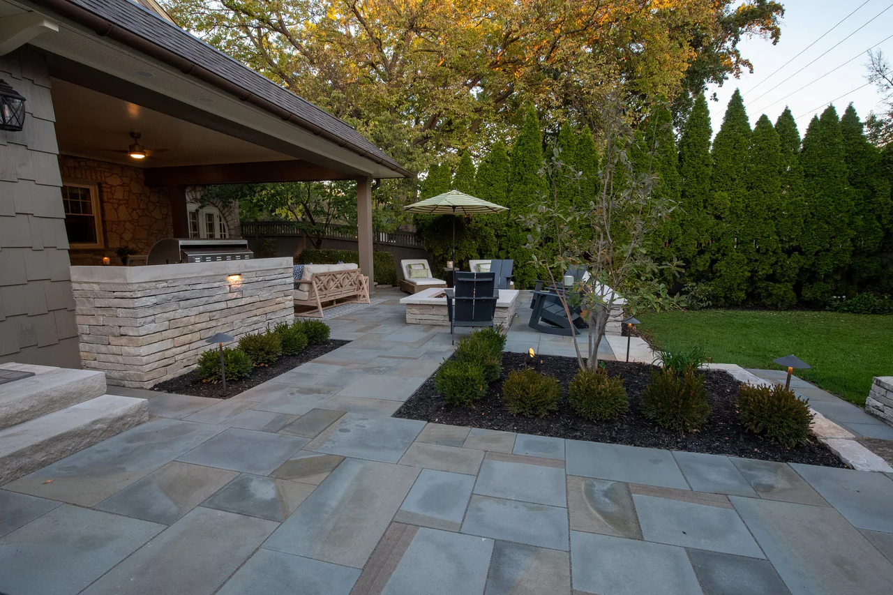 Patios, Walkways, Steps & Driveways landscape feature example